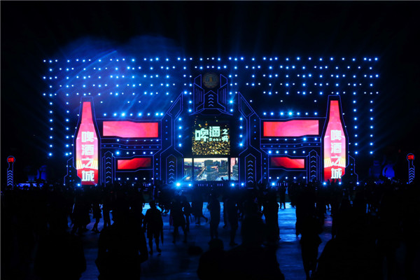 走進(jìn)金沙灘啤酒城 揭秘金沙灘啤酒城的“十二時辰”