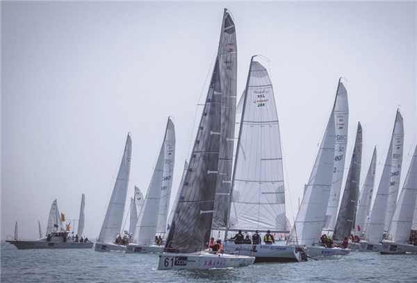 “帆船之都”舉辦城市品牌建設成就圖片展