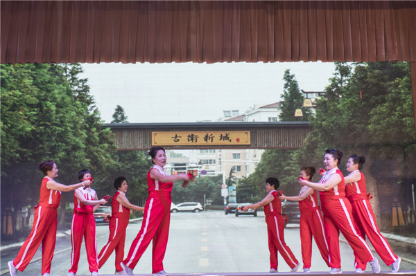 好戲”開演！青島西海岸新區(qū)21場文化大餐送進(jìn)社區(qū)