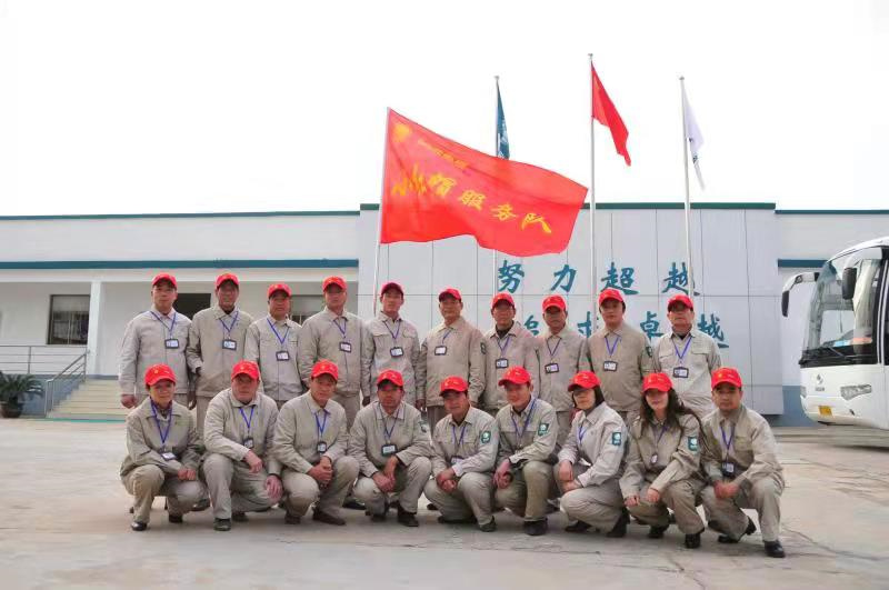 江蘇連云港市贛榆區(qū)供電公司服務菜農(nóng)助力鄉(xiāng)村振興，提供貼心服務受贊譽