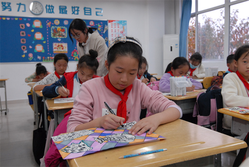 山東即墨：多彩“5+2”課后活動 豐富校園朝氣生活