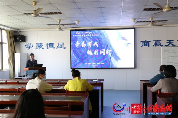 “稅法進(jìn)高?！鼻鄭u市李滄區(qū)稅務(wù)局走進(jìn)恒星學(xué)院進(jìn)行主題宣傳活動(dòng)