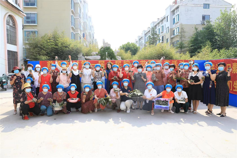 青島即墨藍(lán)村街道前埠頭社區(qū)舉辦首屆全民粽子節(jié)暨花藝展示活動