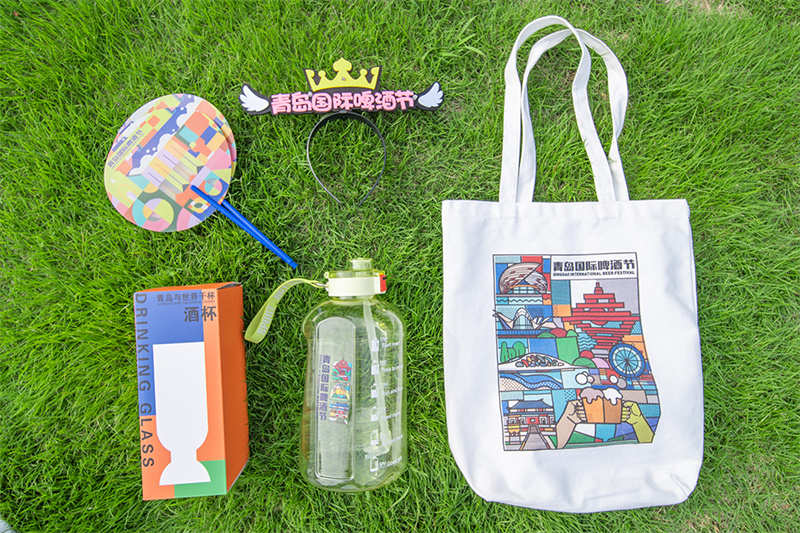 限量發(fā)售！金沙灘啤酒城推出“咘咘”文創(chuàng)盲袋