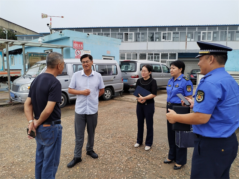 國慶假期，青島市區(qū)兩級城管聯(lián)動擰緊燃氣“安全閥”