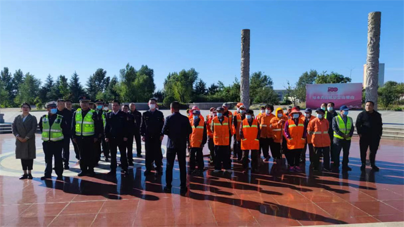 青島萊西:南墅鎮(zhèn)聯(lián)合發(fā)力開(kāi)展專(zhuān)項(xiàng)行動(dòng) 共建共享爭(zhēng)創(chuàng)典范之城