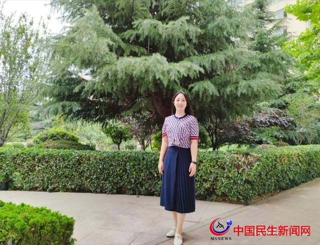 最美恒星人系列之一 | 信息工程學(xué)院蘇楠楠：三尺講臺(tái)是她的最愛