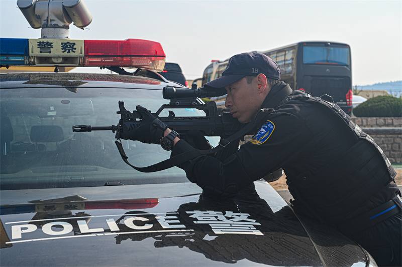 一朝鋒芒，千日磨礪！青島特警實(shí)戰(zhàn)大練兵！