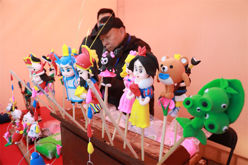 糖球會(huì)絕活之二：面塑絕活在糖球會(huì)上大放異彩，傳統(tǒng)技藝展現(xiàn)民俗魅力