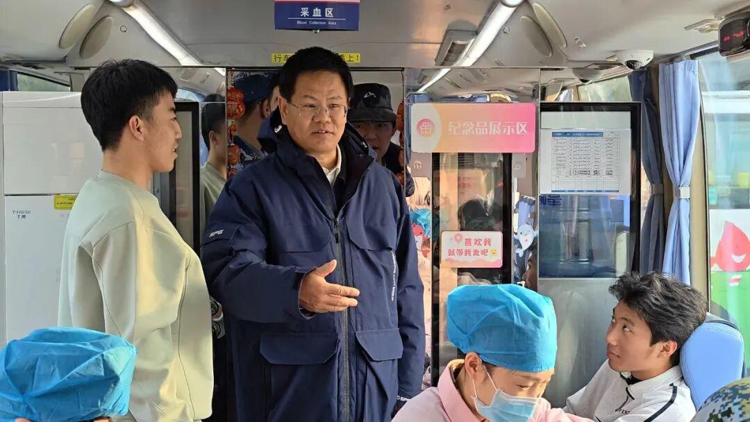 青春熱血燃！338位師生匯聚愛(ài)的港灣，熱血傳遞青春力量